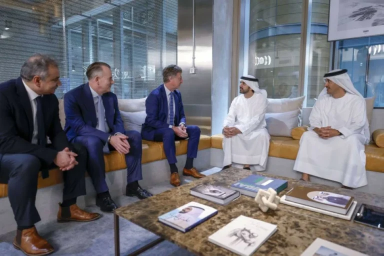 Hamdan bin Mohammed meets with Chairman of Accor Group