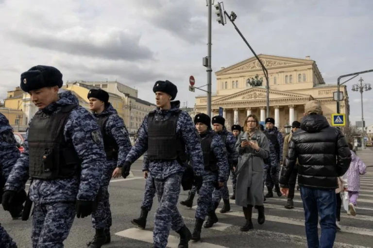 Moscow Security Forces On High Alert Amid Ukrainian Attack Threat